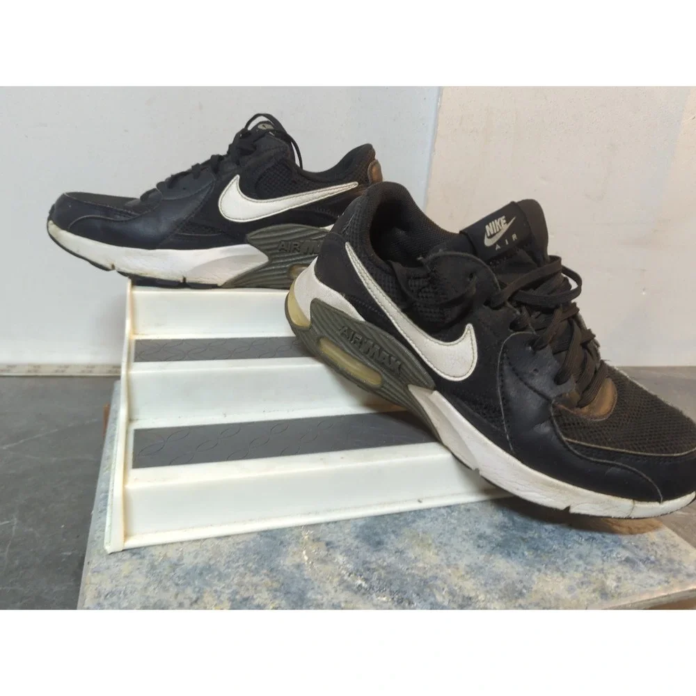 Nike Sneakers Mens 9.5 Black Air Max Excee Low Top Running AH8050-002